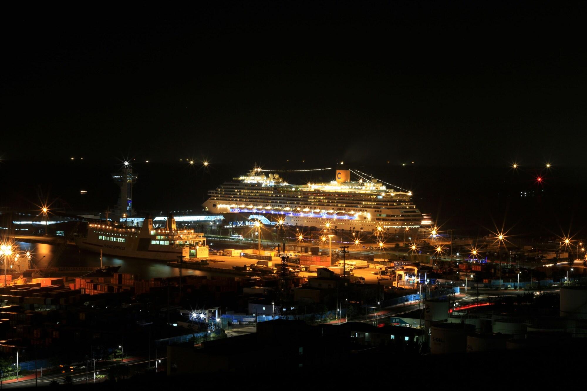 Harbor Hotel Чеджу Екстериор снимка