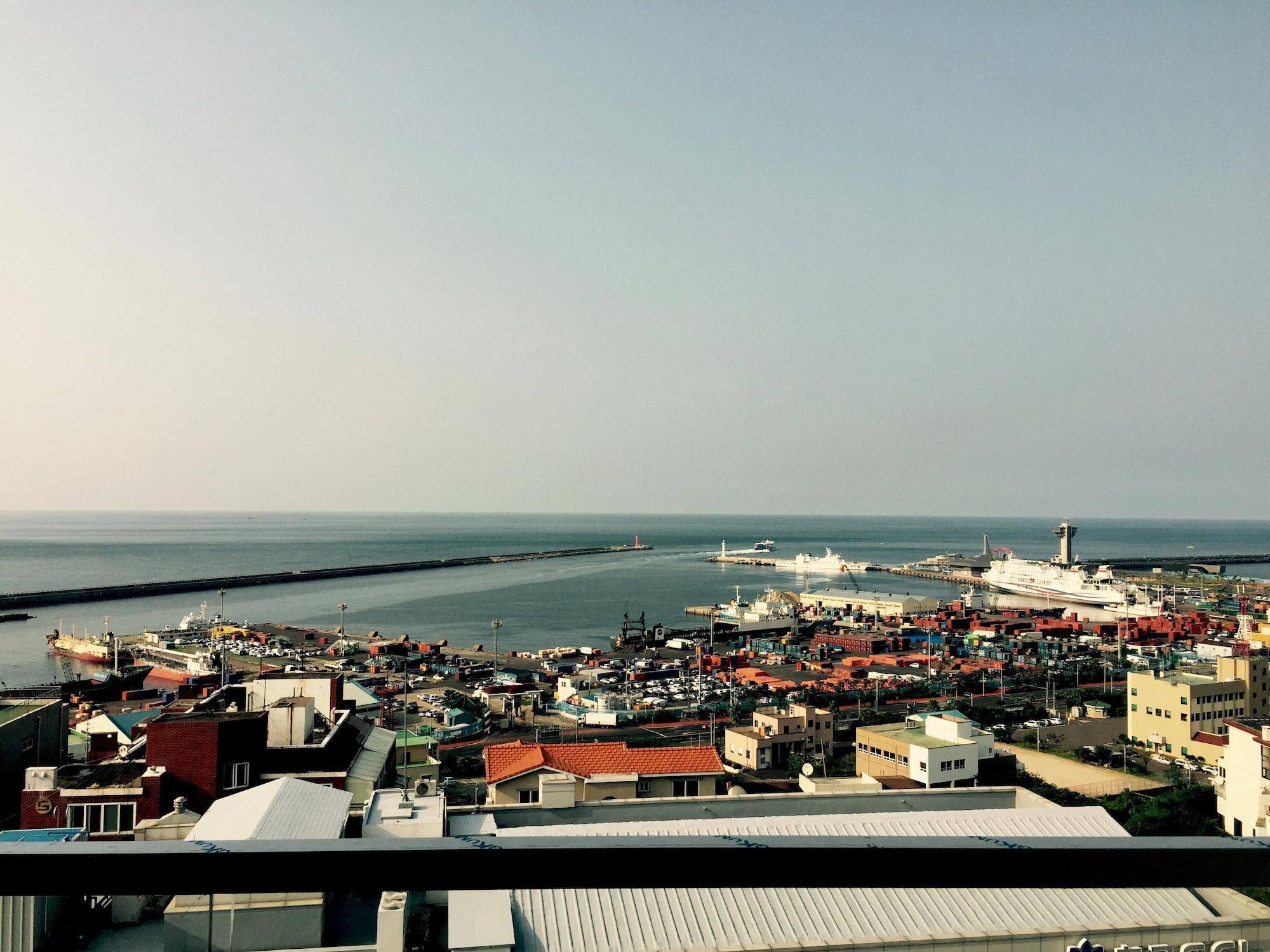 Harbor Hotel Чеджу Екстериор снимка