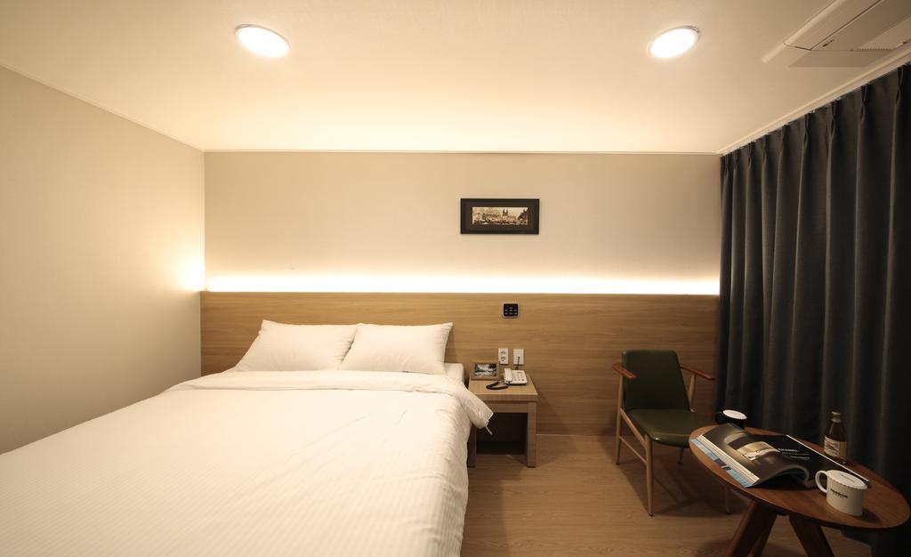 Harbor Hotel Чеджу Екстериор снимка