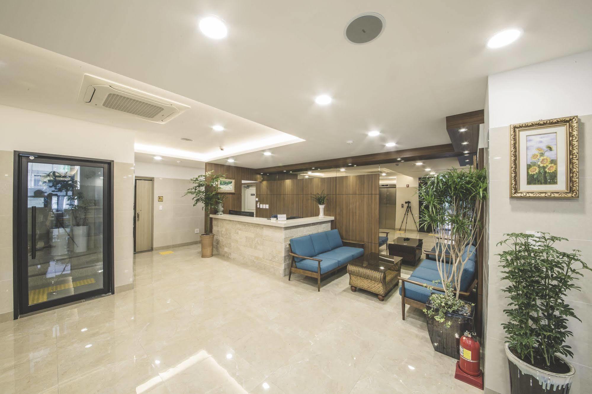 Harbor Hotel Чеджу Екстериор снимка